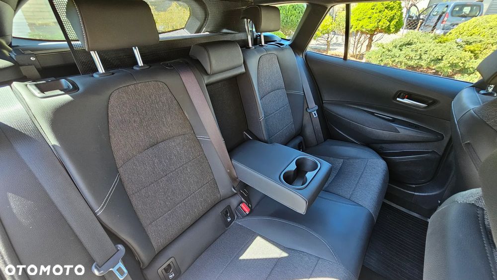 Toyota Corolla 1.8 Hybrid Active - 13