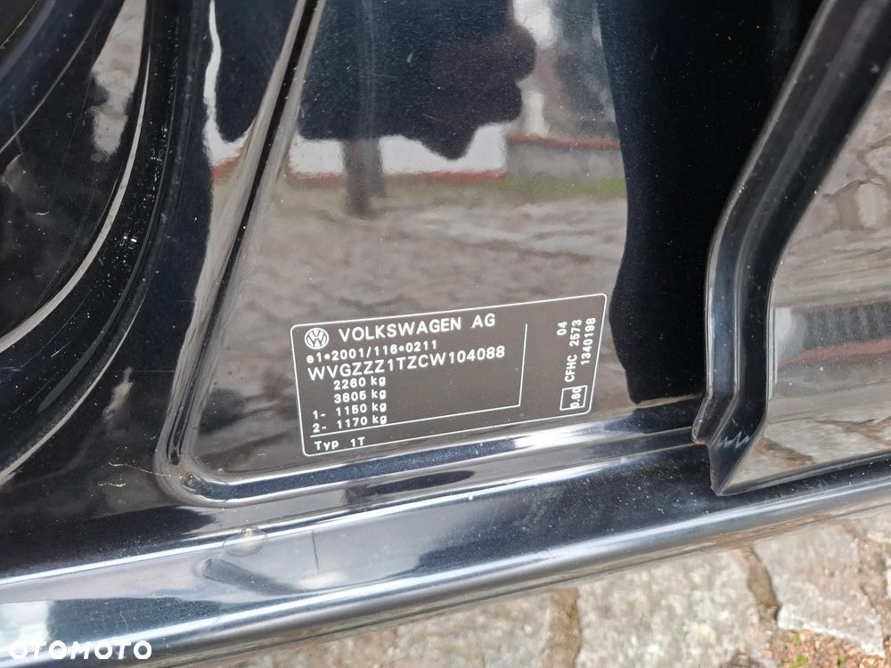 Volkswagen Touran 2.0 TDI DPF BlueMotion Technology STYLE - 15