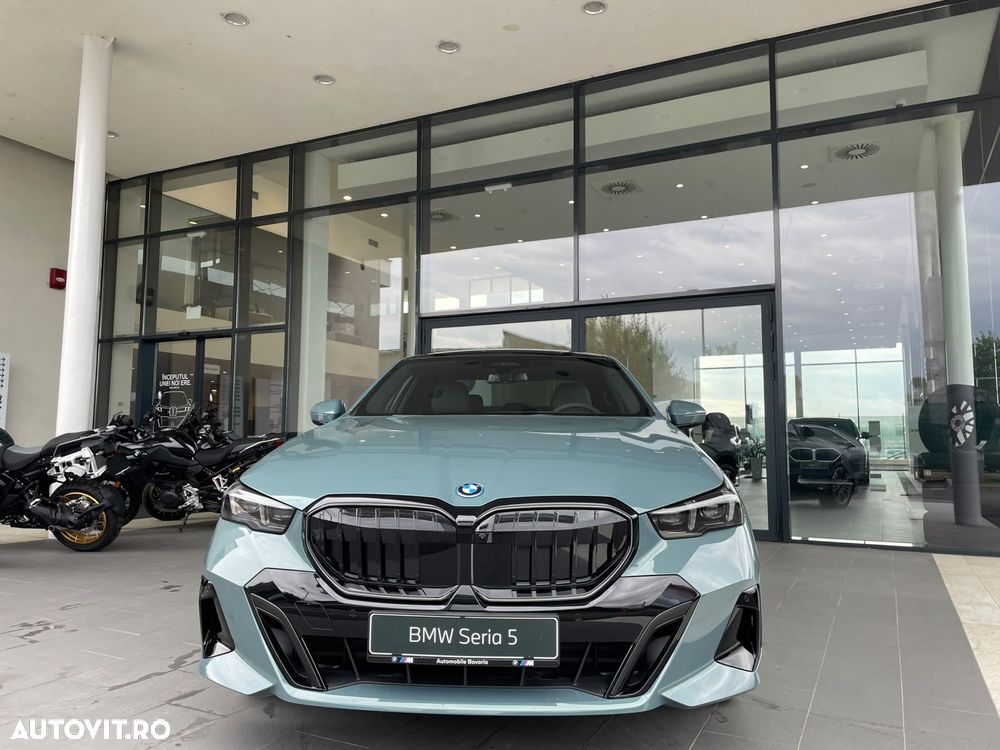 BMW Seria 5 530e xDrive Aut. - 2
