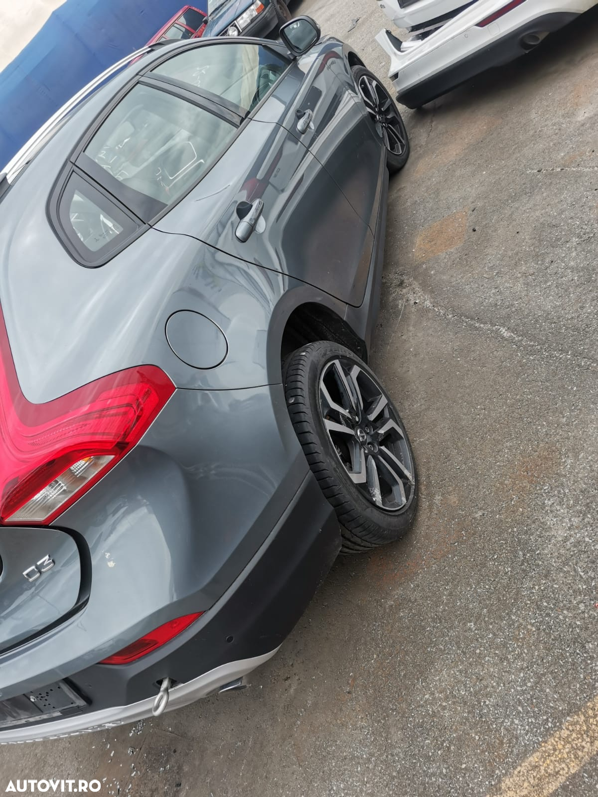 Dezmembram Volvo v40 2019 Cross Country 2.0 Diesel 46.000 km - 4