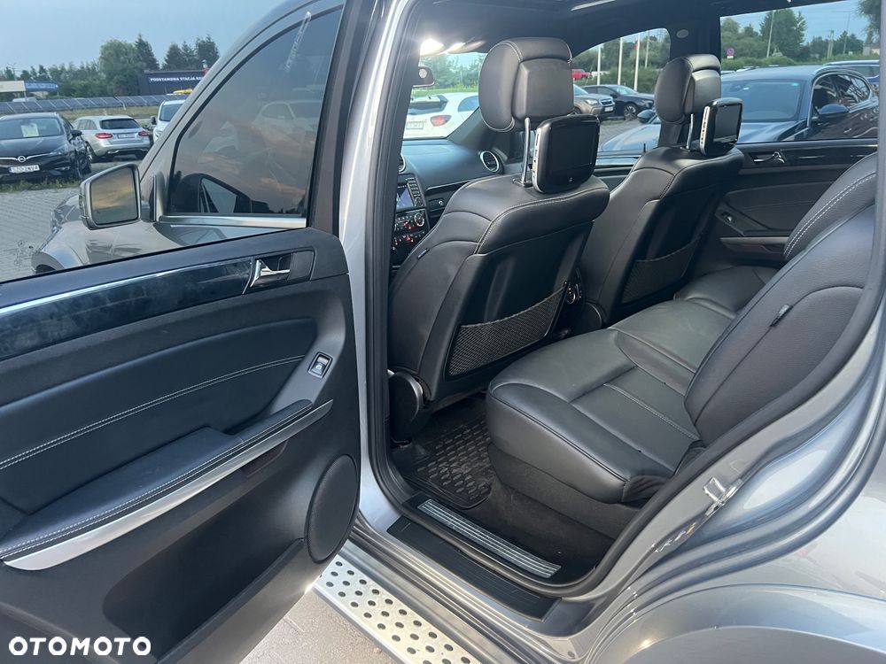 Mercedes-Benz GL 350 BlueTEC 4-Matic - 36