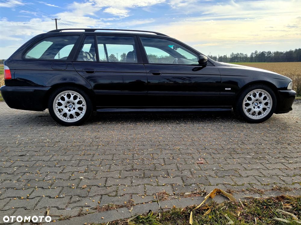 BMW Seria 5 530i - 1