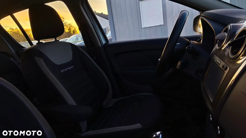 Dacia Sandero Stepway 0.9 TCe Laureate S&S Easy-R - 26