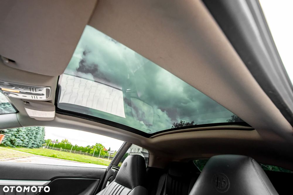 Alfa Romeo Brera 2.2JTS Sky View - 37