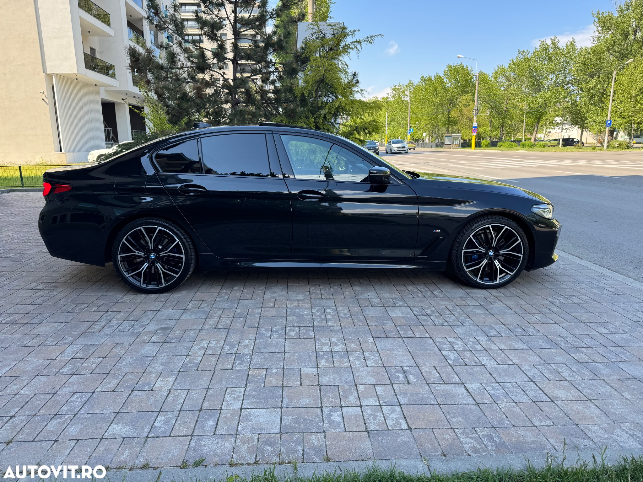 BMW Seria 5 530e AT PHEV - 13