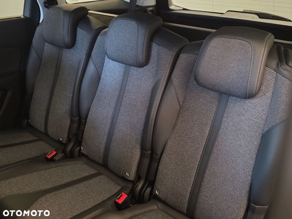 Peugeot 5008 PureTech 130 EAT8 Stop & Start Allure - 16