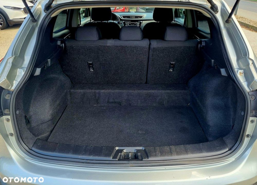 Nissan Qashqai 1.2 DIG-T Visia - 13