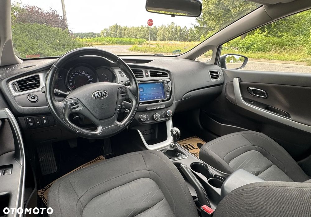 Kia Ceed 1.6 CRDi M - 22
