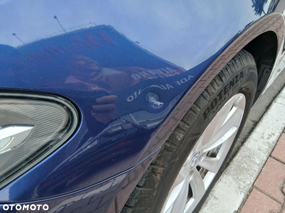 BMW Seria 5 2015 photo 4