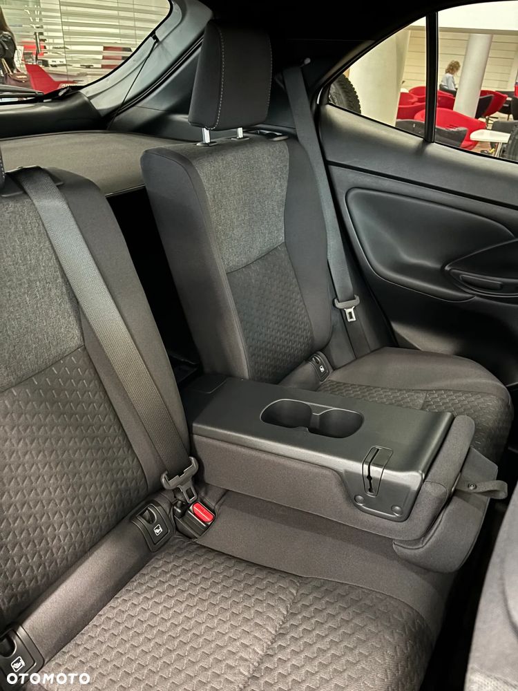 Toyota Yaris Cross Hybrid 1.5 Style - 19