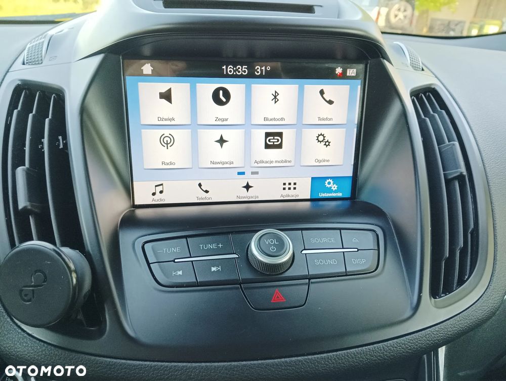 Ford Kuga 2.0 TDCi 2x4 Titanium - 16