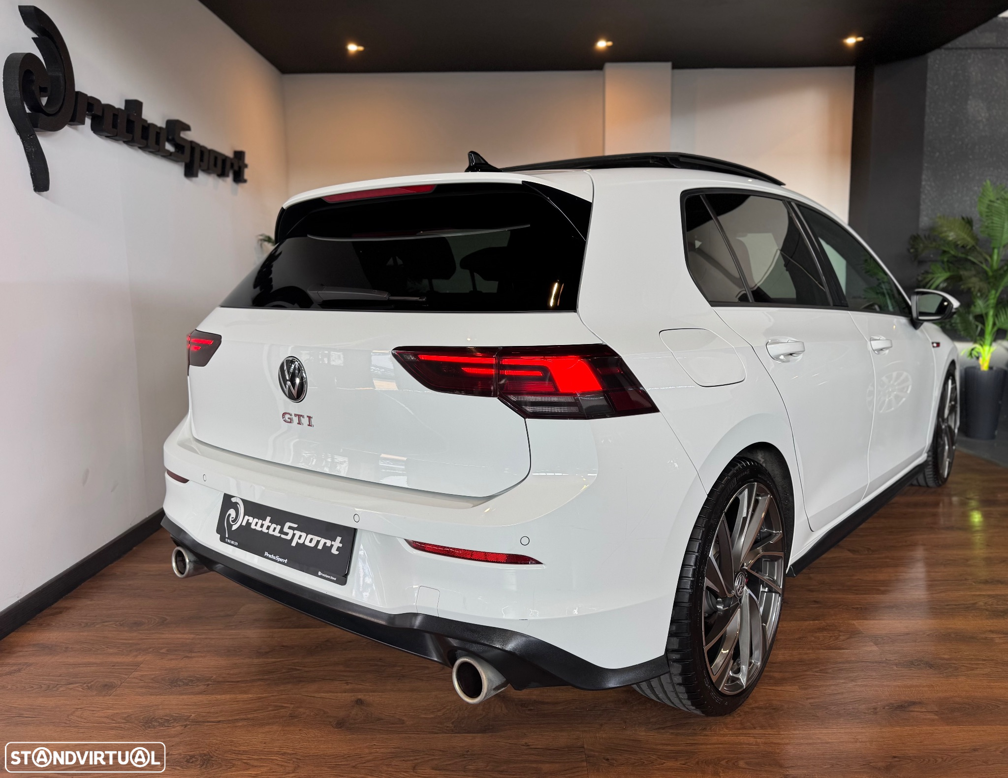 VW Golf 2.0 TSI GTI DSG Performance - 56