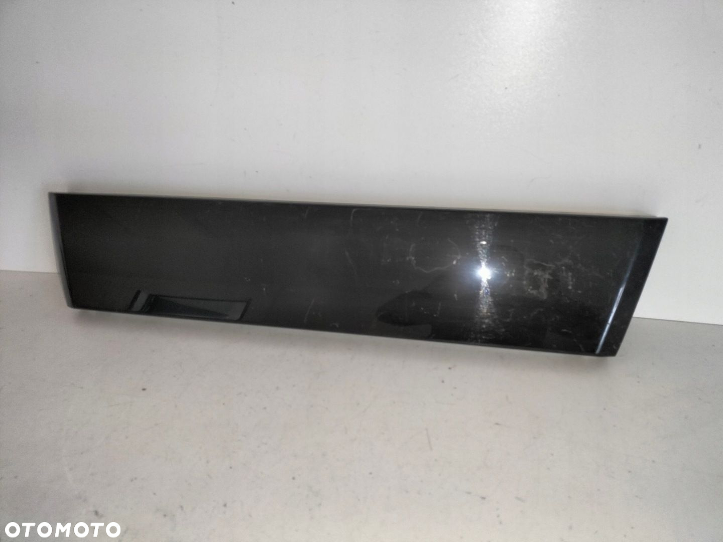Podkładka pod tablicę rejestracyjną przód AUDI Q5 8R 09-12 - 3