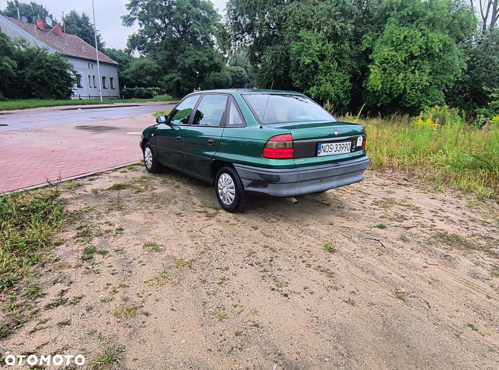 Opel Astra - 8