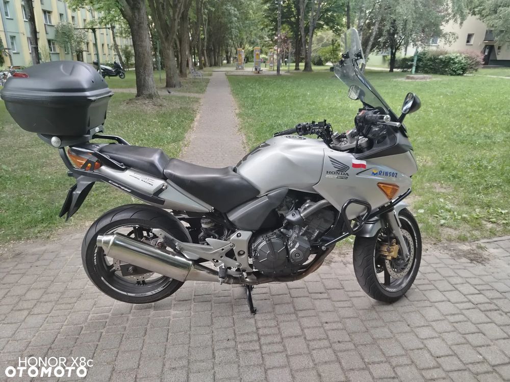 Honda CBF - 2