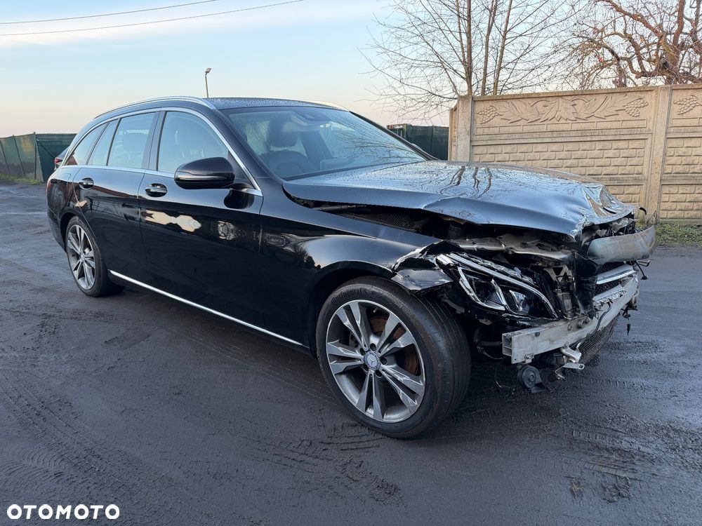 Mercedes-Benz Klasa C 220 CDI Avantgarde Edition - 14