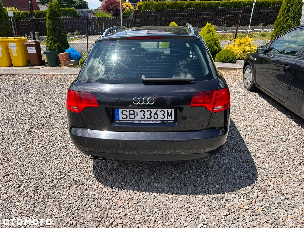 Audi A4 Avant - 4