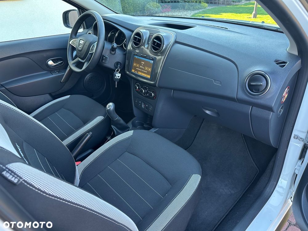 Dacia Sandero Stepway TCe 90 Ambiance - 28