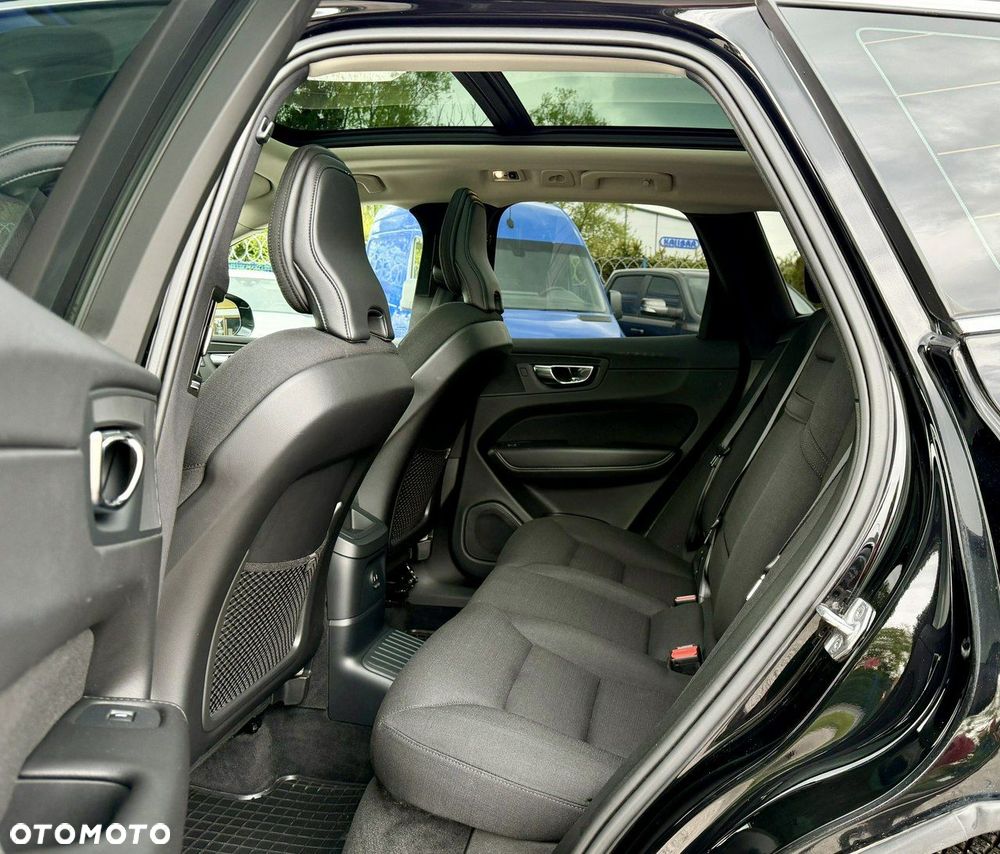 Volvo XC 60 T6 AWD Recharge Geartronic Inscription - 10