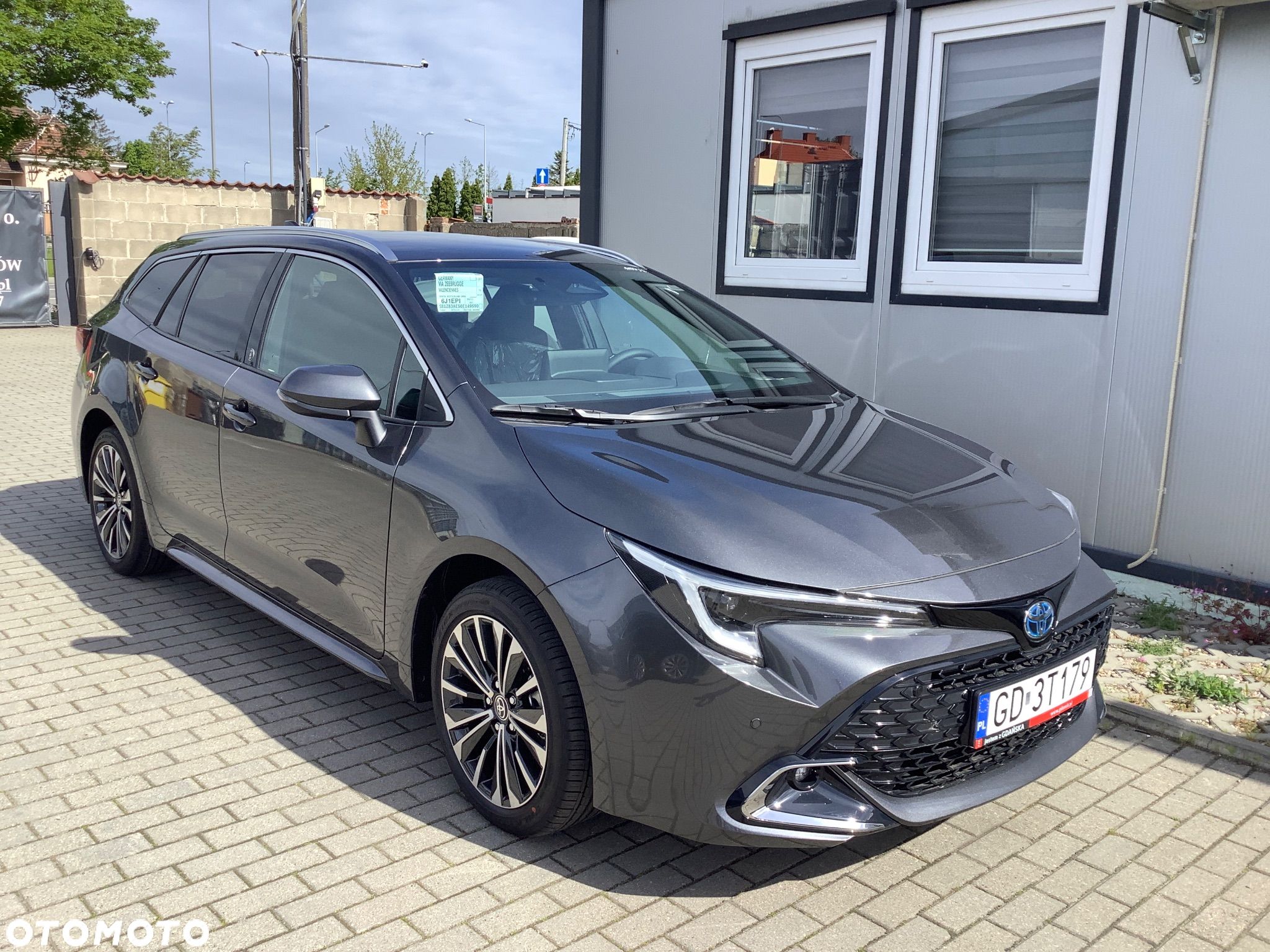 Toyota Corolla 1.8 Hybrid Style - 1