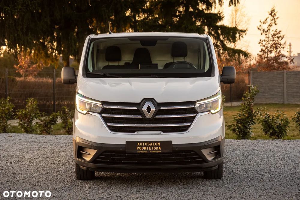 Renault TRAFIC - 2