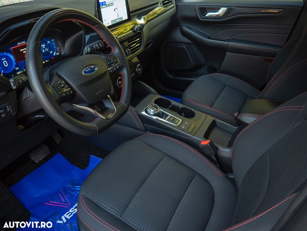 Ford Kuga 2.5 Duratec FHEV ST-LINE - 3