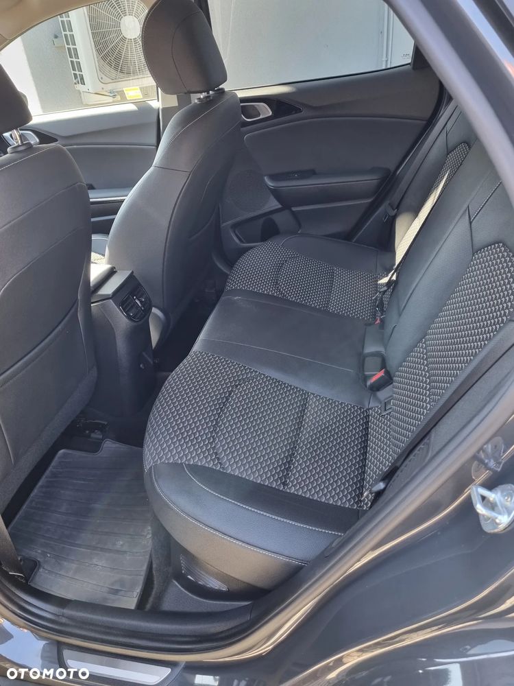 Kia XCeed 1.6 GDI PHEV Business Line DCT - 7