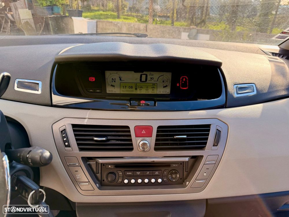 Citroën C4 Picasso 1.6 HDi Exclusive RFM CMP6 - 24