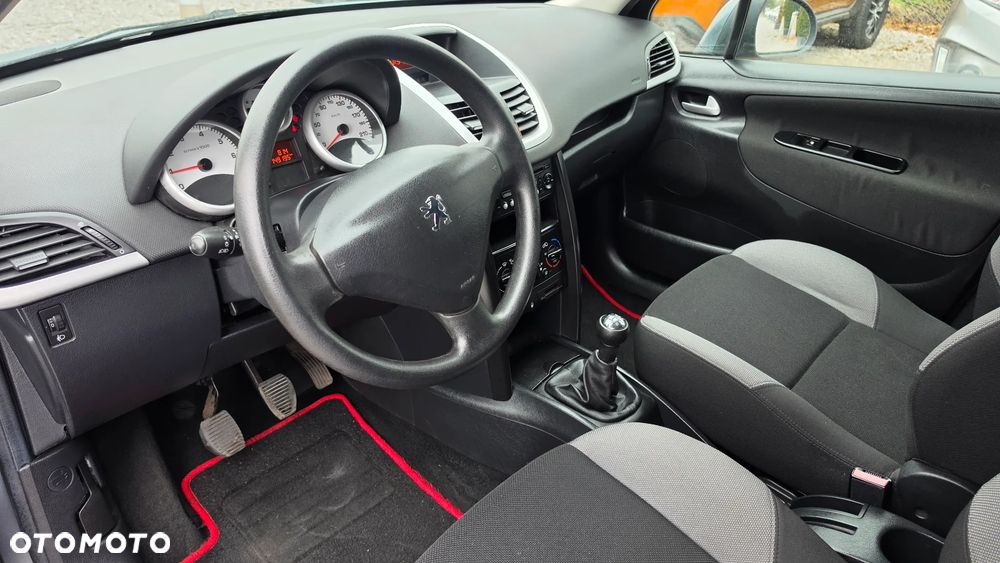 Peugeot 207 95 VTi Tendance - 12