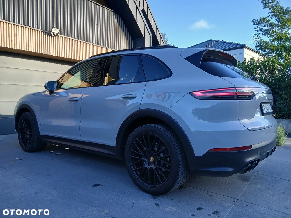Porsche Cayenne 2022 photo 3