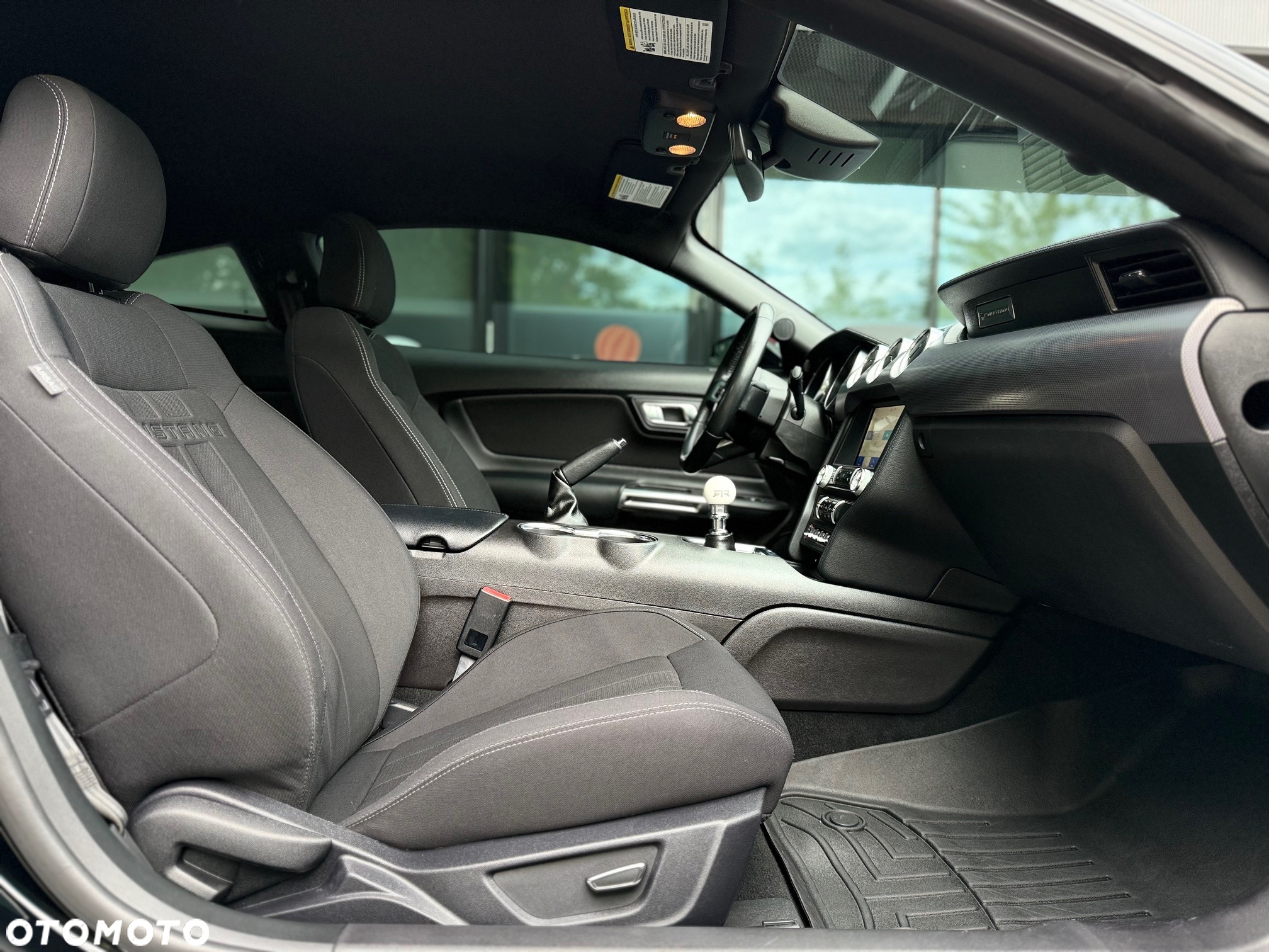 Ford Mustang - 18