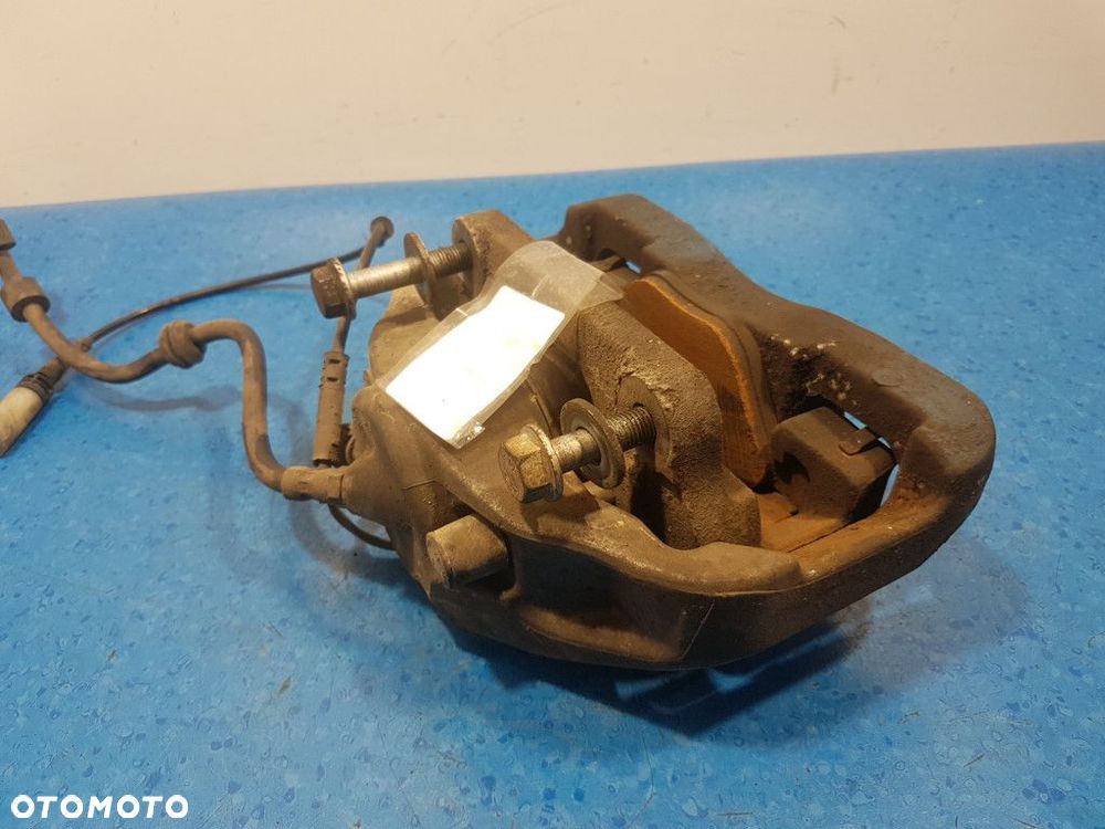 BMW 6 E63 3.0 638i ZACISK HAMULCOWY PRZÓD LEWY - 4