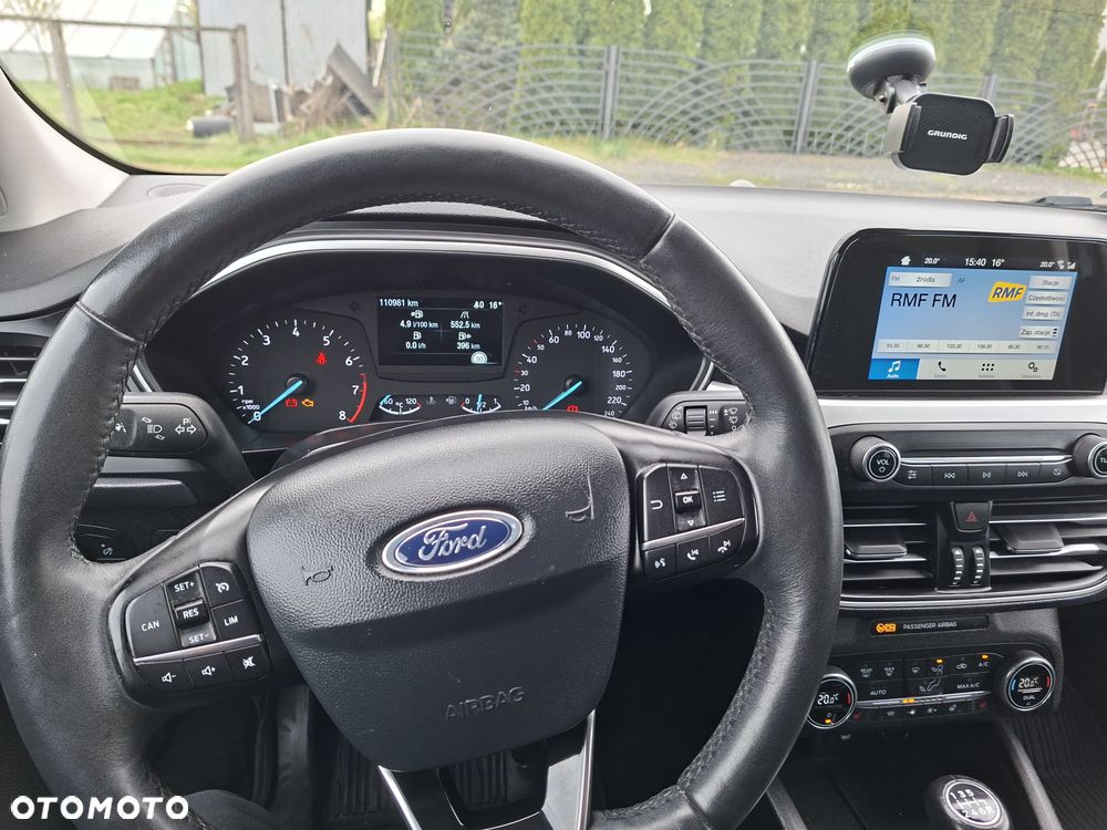Ford Focus 1.0 EcoBoost Trend Edition - 16