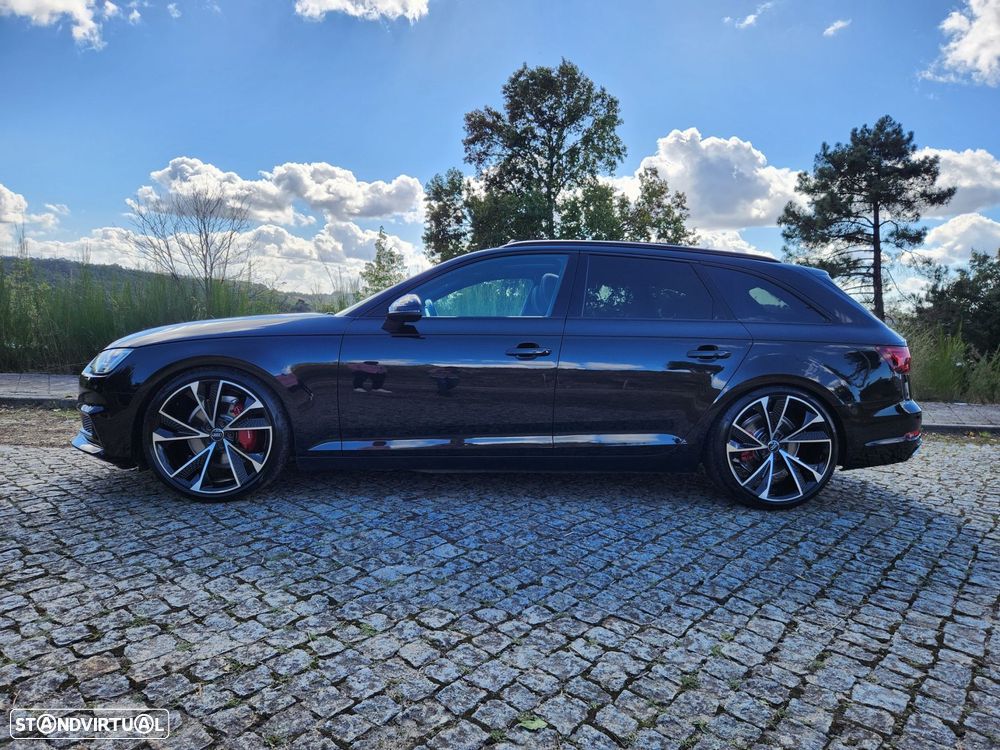 Audi A4 Avant 40 TDI S tronic - 3