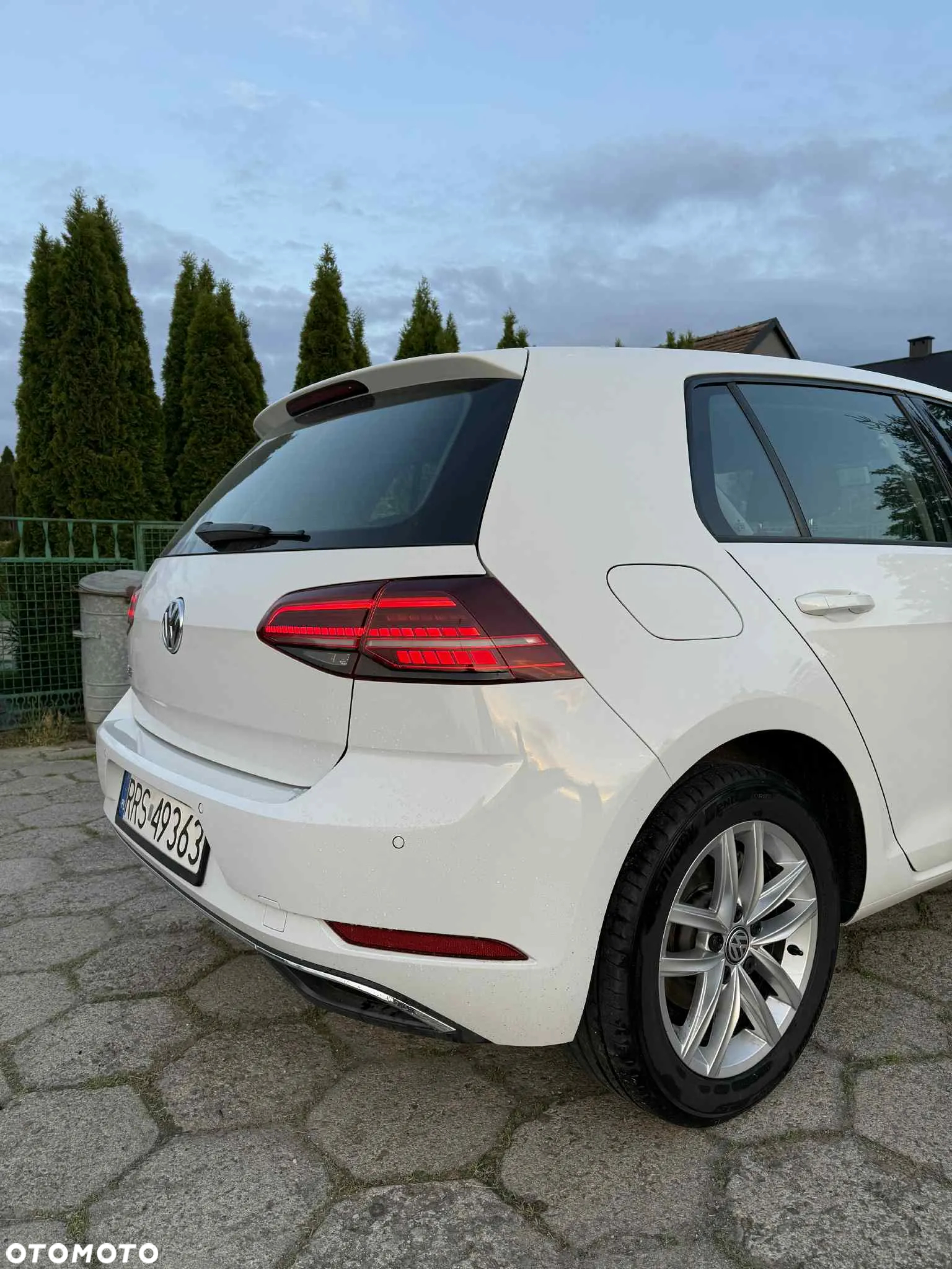 Volkswagen Golf 1.6 TDI (BlueMotion Technology) Comfortline - 5