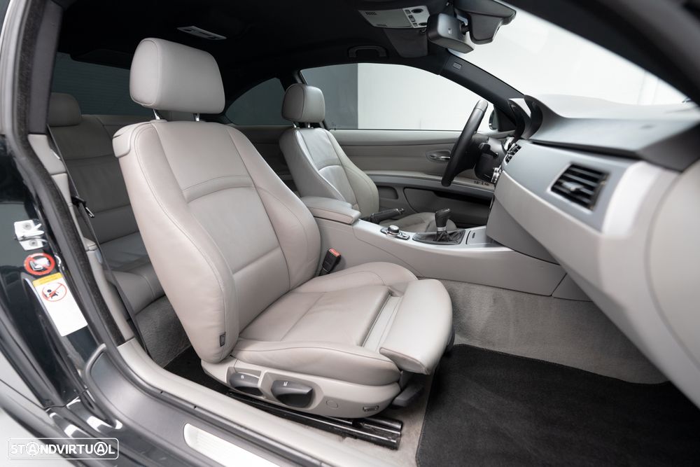 BMW 320 d Coupe - 4