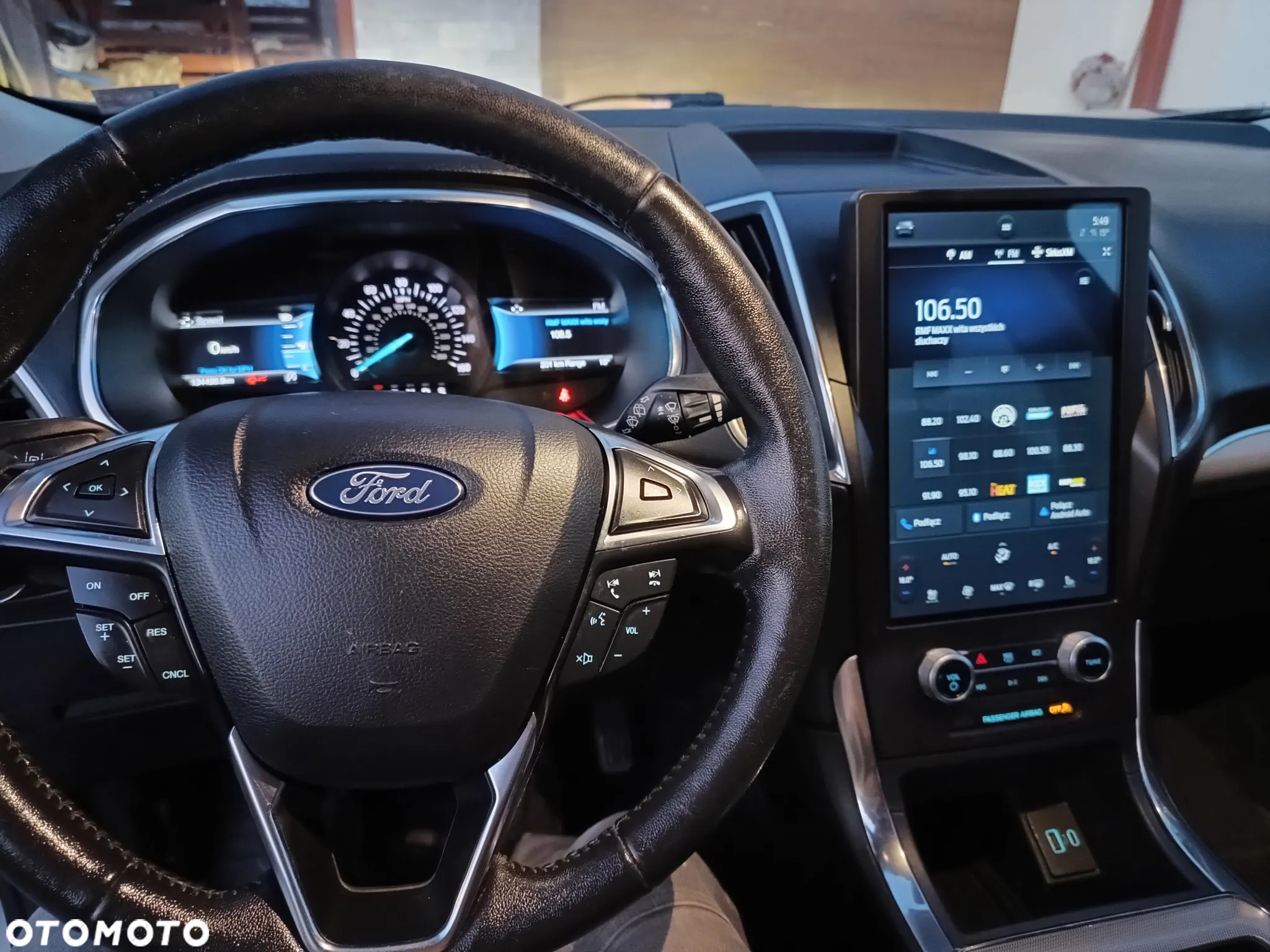 Ford Edge - 25