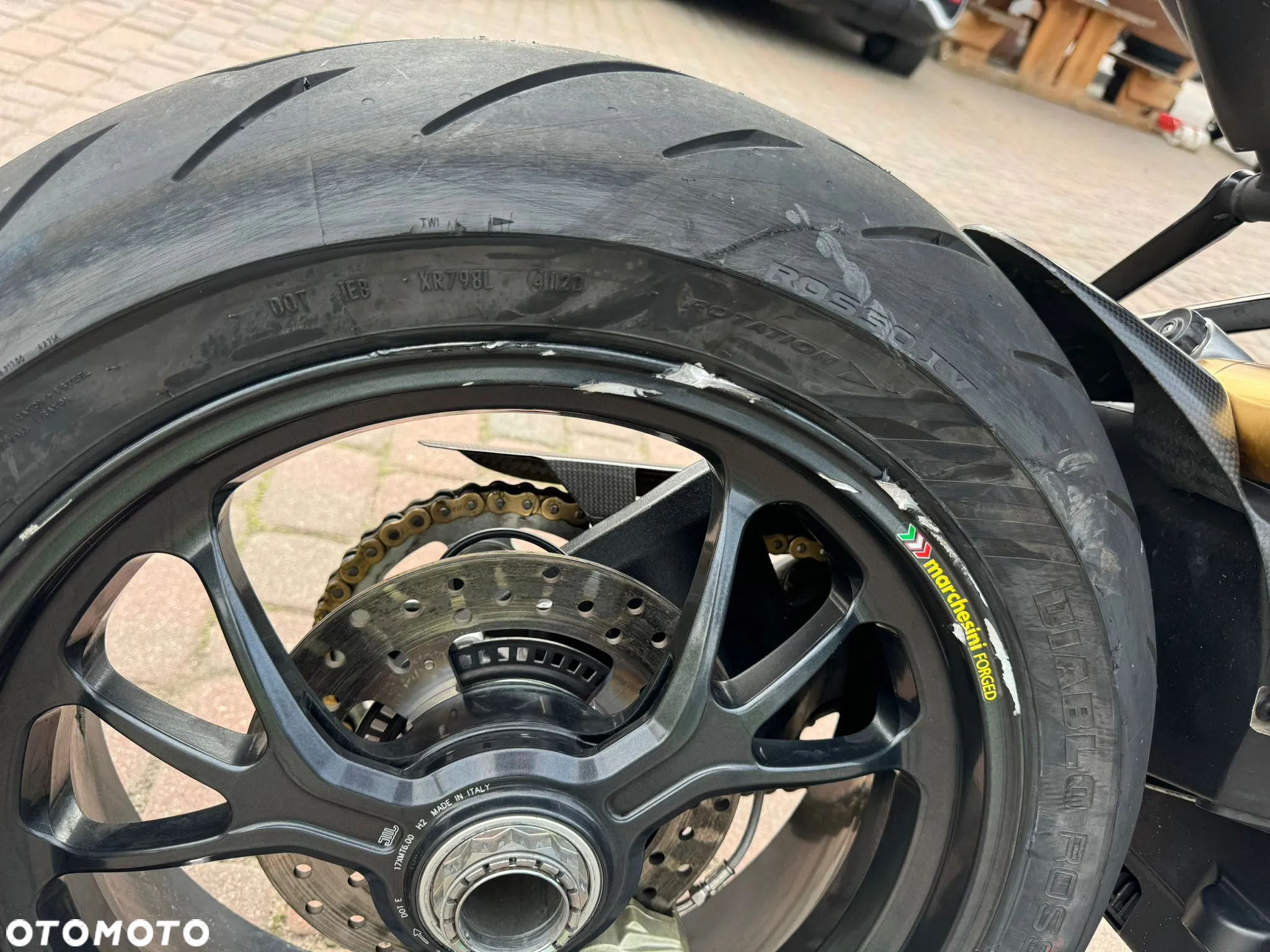 Ducati Monster - 11