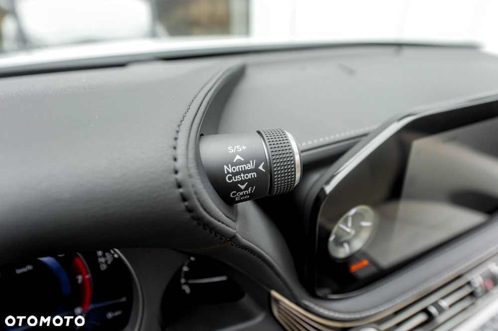 Lexus LS 500h RWD Executive Line - 20