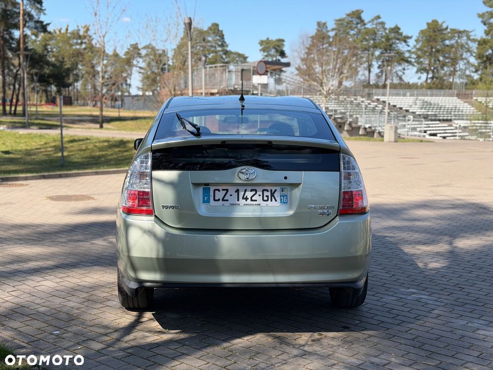 Toyota Prius 1.5 VVT-i Sol - 5