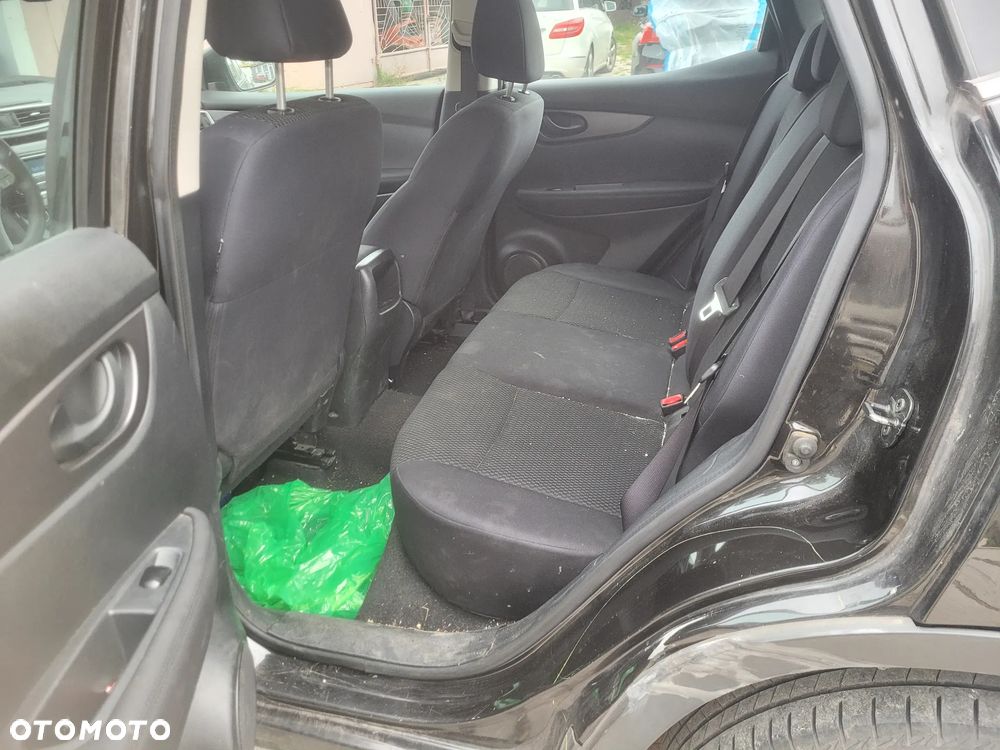 Nissan Qashqai - 23