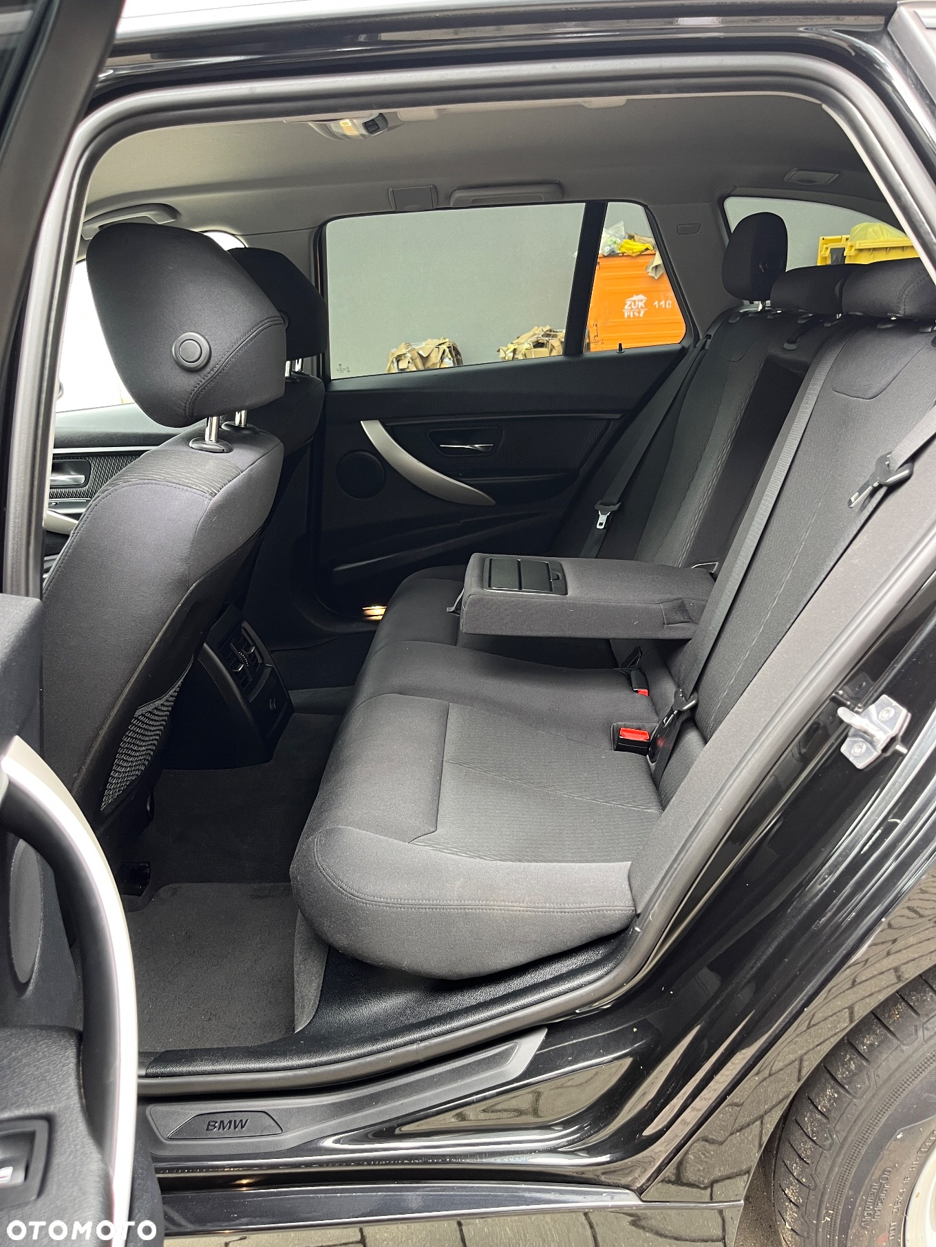 BMW Seria 3 318d Touring - 15