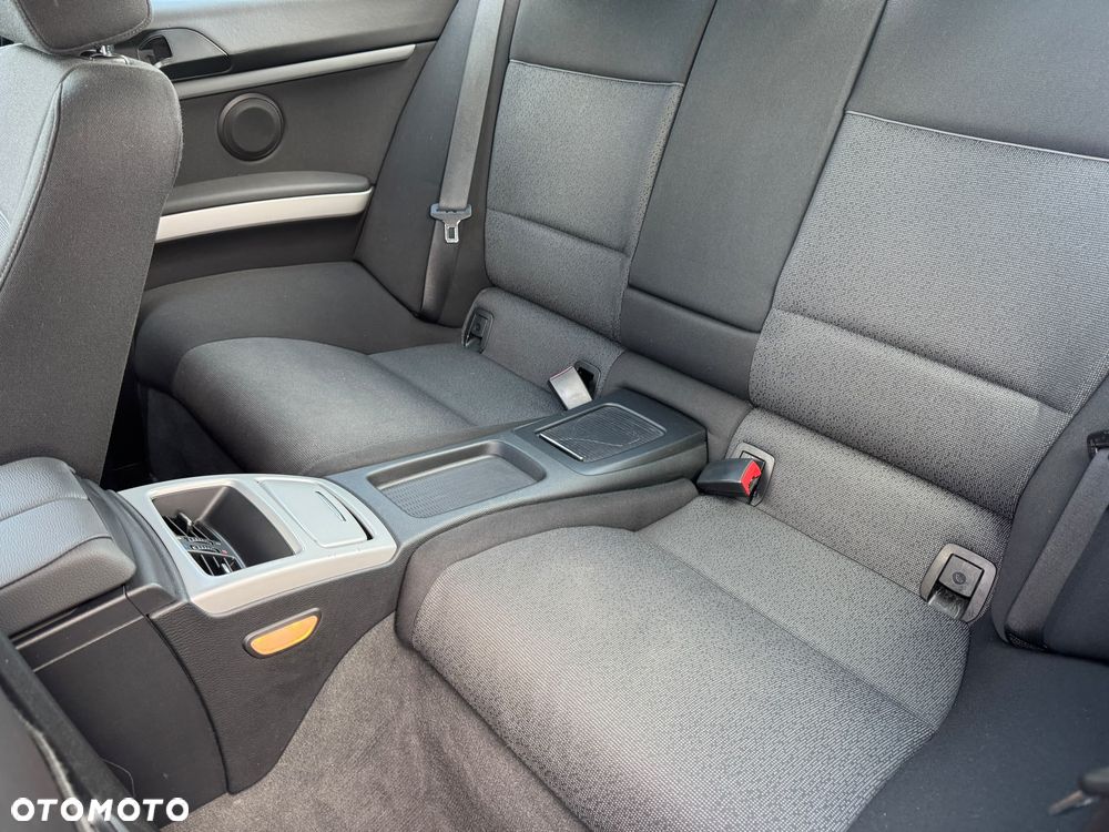 BMW Seria 3 320d DPF - 18