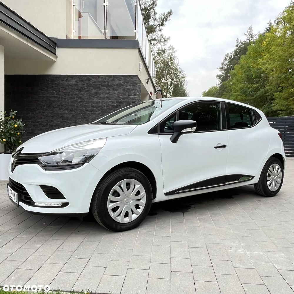 Renault Clio - 2