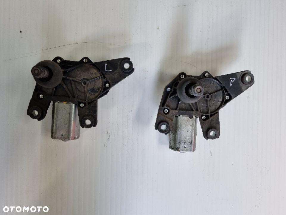 SILNICZEK WYCIERACZEK TYŁ TRAFIC VIVARO 01-14r. EU - 1