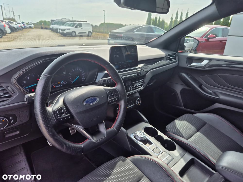 Ford Focus 1.5 EcoBoost ST-Line - 27