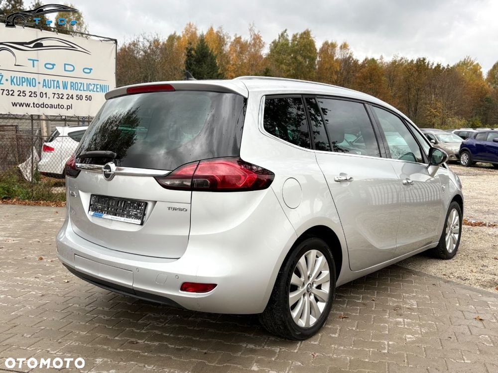Opel Zafira 1.4 T Cosmo EcoFLEX S&S EU6 - 13