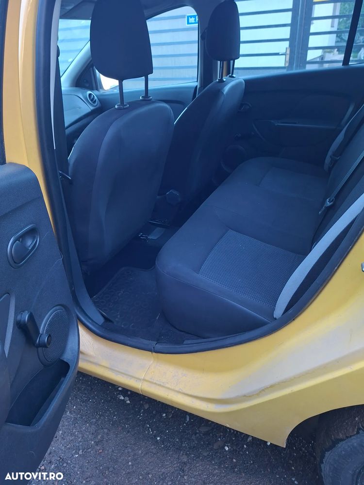 Dacia Logan 1.2 75CP Laureate - 6