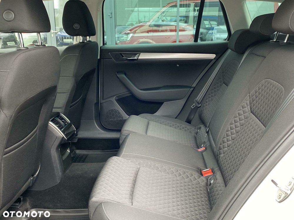 Skoda Superb 1.5 TSI Ambition DSG - 14