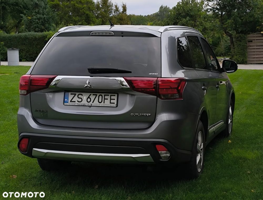 Mitsubishi Outlander ver-2-2-did-intense-plus-4wd - 4